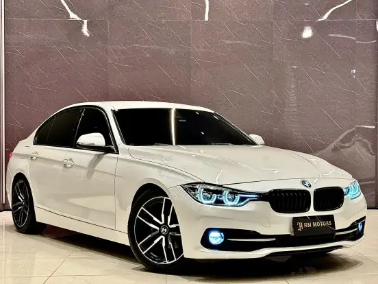 BMW-320i-2016