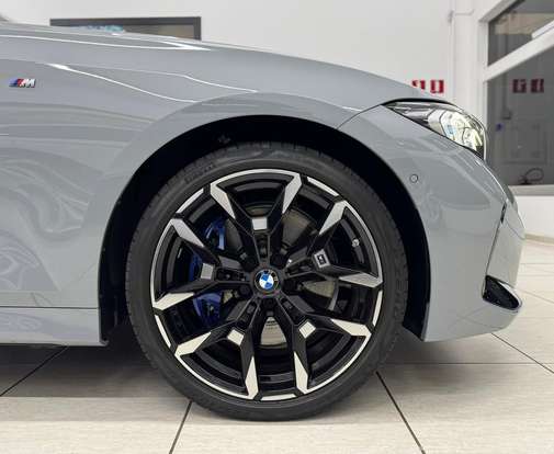 BMW-320i-2024