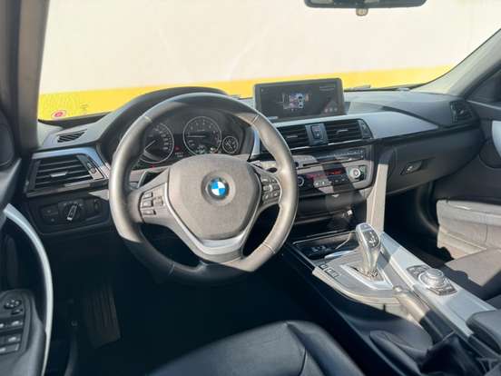 BMW-328i-2013