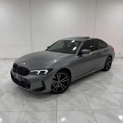 BMW-330e-2024