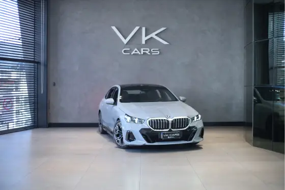 BMW 530e 2.0 TWINPOWER PHEV M SPORT AUTOMÁTICO BMW 530e 2.0 TWINPOWER PHEV M SPORT AUTOMÁTICO
