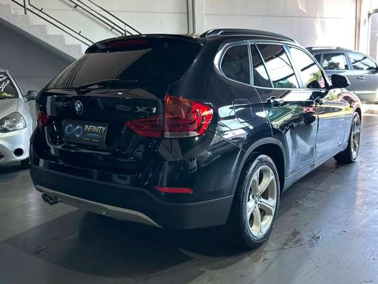 BMW-X1-2.0 16V TURBO ACTIVEFLEX XDRIVE28I SPORT 4P AUTOMÁTICO BMW-X1-2015