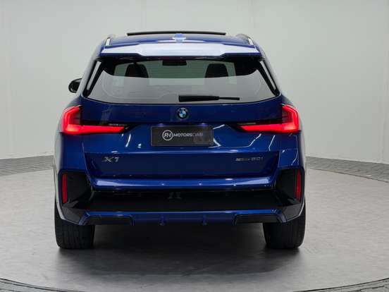 BMW-X1-2022