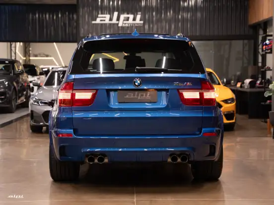 BMW-X5-4.4 M V8 32V BI-TURBO GASOLINA 4P AUTOMATICO BMW-X5-2009