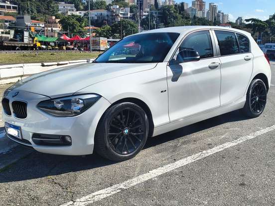 BMW-120i-2.0 16V SPORT ACTIVEFLEX 4P AUTOMÁTICO BMW-120i-2015