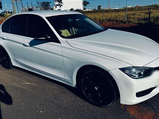 BMW-320i-2.0 16V TURBO GASOLINA 4P AUTOMÁTICO BMW-320i-2012