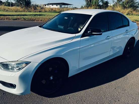 BMW-320i-2.0 16V TURBO GASOLINA 4P AUTOMÁTICO BMW-320i-2012