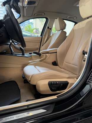BMW-320i-2015