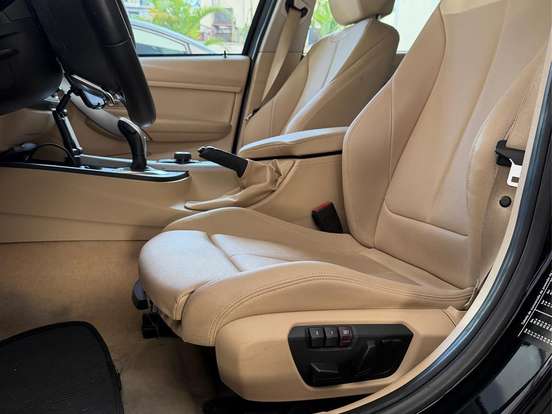 BMW-320i-2.0 SPORT 16V TURBO ACTIVE FLEX 4P AUTOMÁTICO BMW-320i-2015