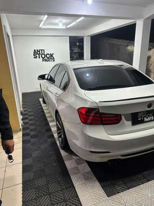 BMW-328i-2012