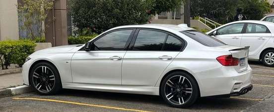 BMW-328i-2013