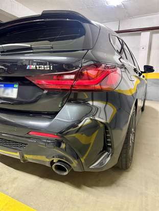 BMW-M 135i-2021