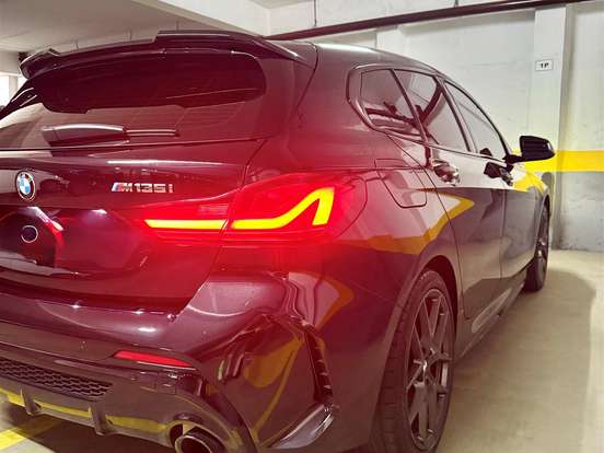 BMW-M 135i-2.0 16V TURBO GASOLINA XDRIVE DARK EDITION AUTOMÁTICO BMW-M 135i-2021