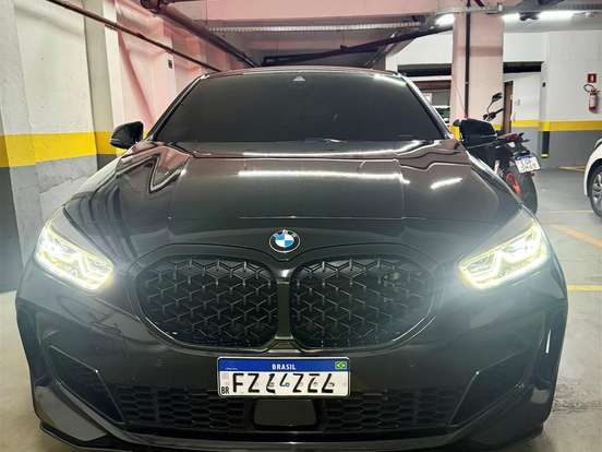 BMW-M 135i-2.0 16V TURBO GASOLINA XDRIVE DARK EDITION AUTOMÁTICO BMW-M 135i-2021