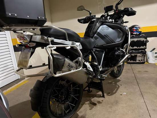 BMW-R 1200 GS ADVENTURE PREMIUM + EXCLUSIVE-0