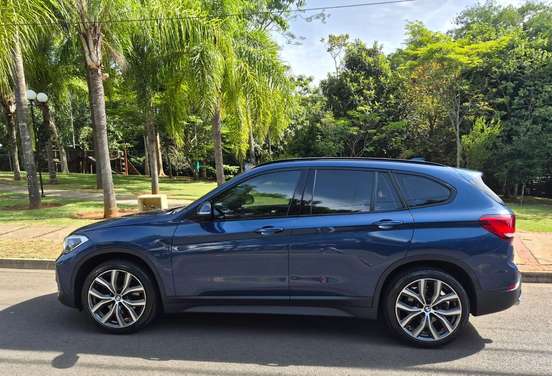 BMW-X1-2022