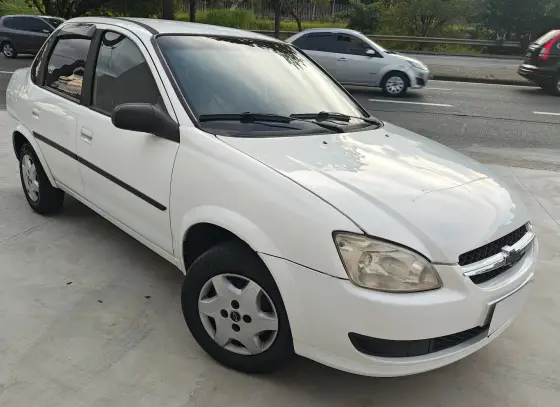 CHEVROLET CLASSIC 1.0 MPFI ADVANTAGE 8V FLEX 4P MANUAL CHEVROLET CLASSIC 1.0 MPFI ADVANTAGE 8V FLEX 4P MANUAL