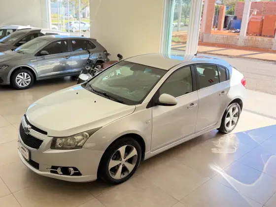 CHEVROLET CRUZE 1.8 LT SPORT6 16V FLEX 4P AUTOMÁTICO CHEVROLET CRUZE 1.8 LT SPORT6 16V FLEX 4P AUTOMÁTICO
