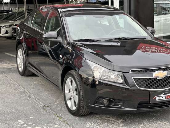 CHEVROLET-CRUZE-2012