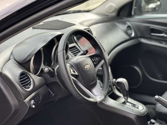 CHEVROLET-CRUZE-1.8 LT 16V FLEX 4P AUTOMÁTICO CHEVROLET-CRUZE-2012