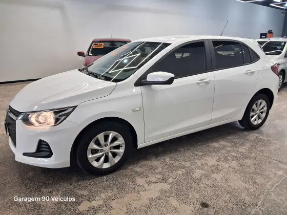 CHEVROLET ONIX 1.0 FLEX LT MANUAL CHEVROLET ONIX 1.0 FLEX LT MANUAL