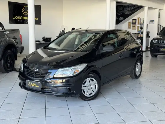 CHEVROLET ONIX 1.0 MPFI JOY 8V FLEX 4P MANUAL CHEVROLET ONIX 1.0 MPFI JOY 8V FLEX 4P MANUAL