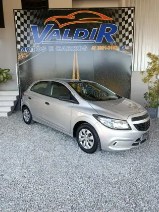 CHEVROLET ONIX 1.0 MPFI JOY 8V FLEX 4P MANUAL CHEVROLET ONIX 1.0 MPFI JOY 8V FLEX 4P MANUAL