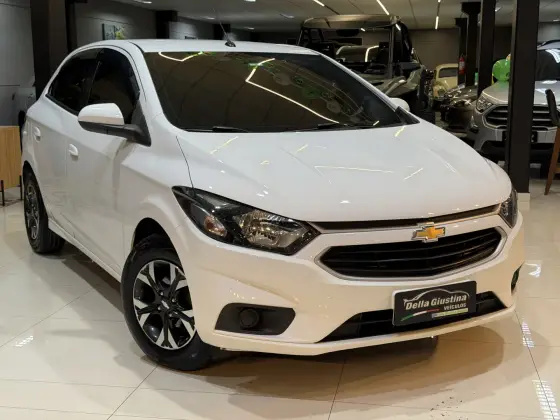 CHEVROLET ONIX 1.0 MPFI LT 8V FLEX 4P MANUAL CHEVROLET ONIX 1.0 MPFI LT 8V FLEX 4P MANUAL