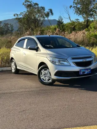 CHEVROLET ONIX 1.0 MPFI LT 8V FLEX 4P MANUAL