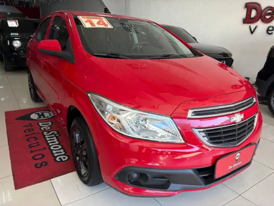 CHEVROLET ONIX 1.0 MPFI LT 8V FLEX 4P MANUAL CHEVROLET ONIX 1.0 MPFI LT 8V FLEX 4P MANUAL
