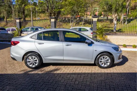 CHEVROLET-ONIX-2022