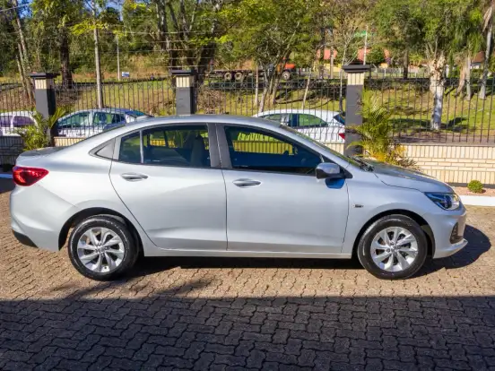 CHEVROLET-ONIX-1.0 TURBO FLEX PLUS LT MANUAL CHEVROLET-ONIX-2022