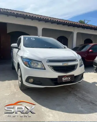 CHEVROLET ONIX 1.4 MPFI LT 8V FLEX 4P AUTOMÁTICO CHEVROLET ONIX 1.4 MPFI LT 8V FLEX 4P AUTOMÁTICO