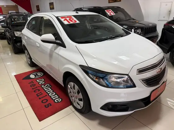 CHEVROLET ONIX 1.4 MPFI LT 8V FLEX 4P MANUAL CHEVROLET ONIX 1.4 MPFI LT 8V FLEX 4P MANUAL