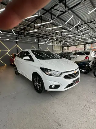 CHEVROLET ONIX 1.4 MPFI LTZ 8V FLEX 4P MANUAL CHEVROLET ONIX 1.4 MPFI LTZ 8V FLEX 4P MANUAL