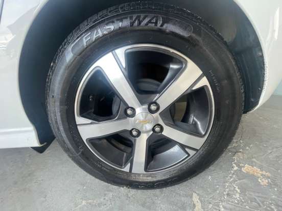 CHEVROLET-ONIX-2018