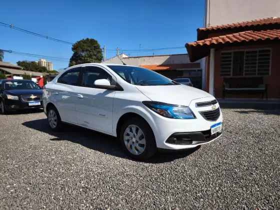 CHEVROLET PRISMA 1.4 MPFI LT 8V FLEX 4P MANUAL CHEVROLET PRISMA 1.4 MPFI LT 8V FLEX 4P MANUAL