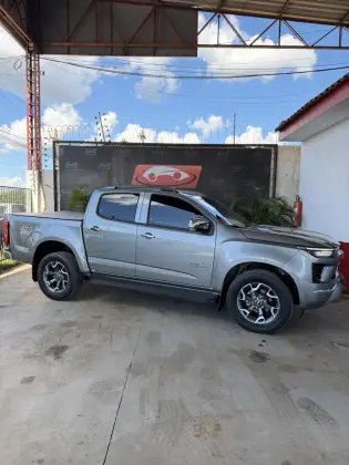 CHEVROLET S10 2.8 16V TURBO DIESEL LTZ CD 4X4 AUTOMÁTICO CHEVROLET S10 2.8 16V TURBO DIESEL LTZ CD 4X4 AUTOMÁTICO