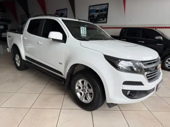 CHEVROLET S10 2.8 LT 4X4 CD 16V TURBO DIESEL 4P MANUAL CHEVROLET S10 2.8 LT 4X4 CD 16V TURBO DIESEL 4P MANUAL