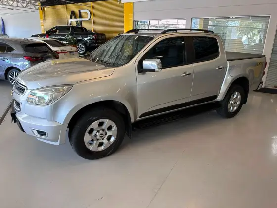 CHEVROLET S10 2.8 LTZ 4X4 CD 16V TURBO DIESEL 4P AUTOMÁTICO