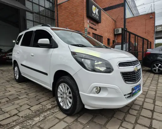 CHEVROLET SPIN 1.8 LT 8V FLEX 4P MANUAL CHEVROLET SPIN 1.8 LT 8V FLEX 4P MANUAL