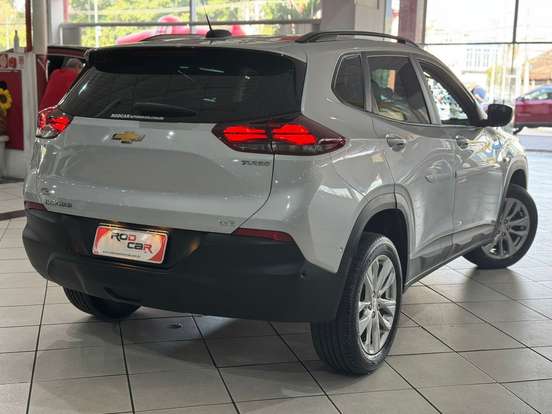 CHEVROLET-TRACKER-2022