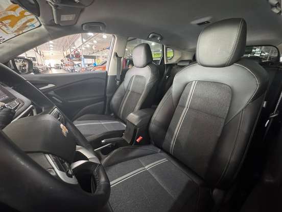 CHEVROLET-TRACKER-2022