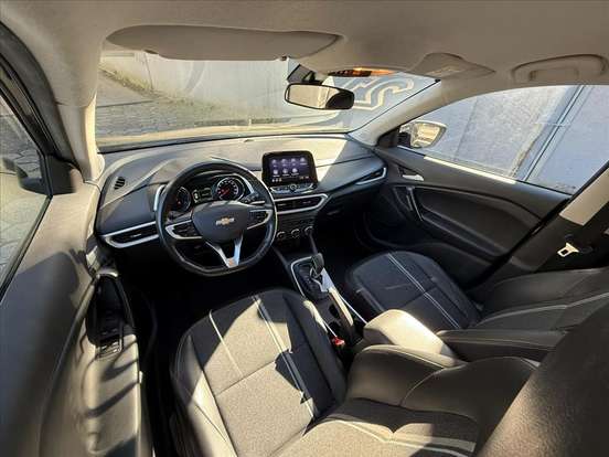 CHEVROLET-TRACKER-2020