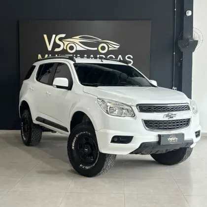 CHEVROLET TRAILBLAZER 2.8 LTZ 4X4 16V TURBO DIESEL 4P AUTOMÁTICO CHEVROLET TRAILBLAZER 2.8 LTZ 4X4 16V TURBO DIESEL 4P AUTOMÁTICO