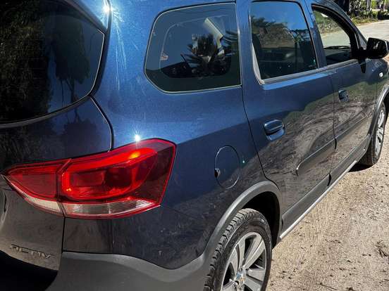 CHEVROLET-SPIN-1.8 ACTIV 8V FLEX 4P AUTOMÁTICO CHEVROLET-SPIN-2018