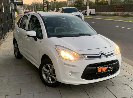 CITROËN C3 1.5 ATTRACTION 8V FLEX 4P MANUAL CITROËN C3 1.5 ATTRACTION 8V FLEX 4P MANUAL