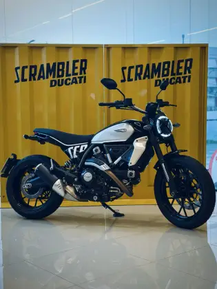 DUCATI SCRAMBLER ICON 