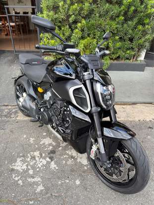 DUCATI-DIAVEL V4 DUCATI-DIAVEL V4-2025