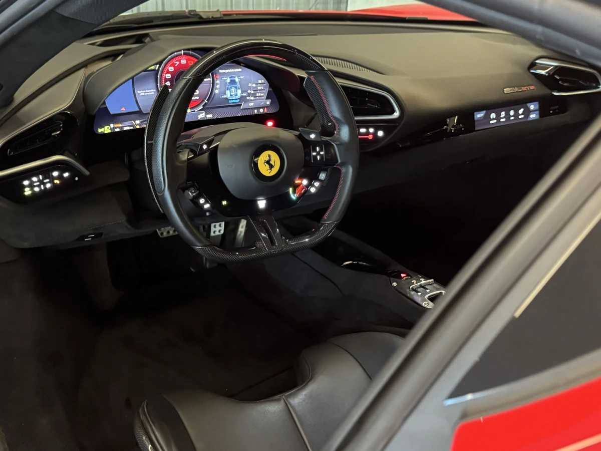 Ferrari 296 GTB — foto 10